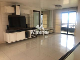 Apartamento Para Vender com 4 quartos sendo 3 suítes no bairro Santa Mônica em Feira De Santana