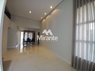 Casa de Condomínio Para Vender com 4 quartos sendo 2 suítes no bairro Papagaio em Feira De Santana