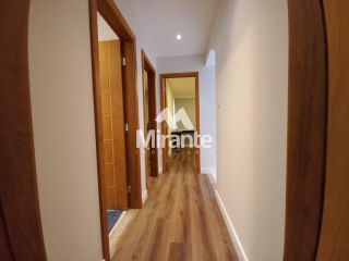 Casa de Condomínio Para Vender com 4 quartos sendo 2 suítes no bairro Papagaio em Feira De Santana