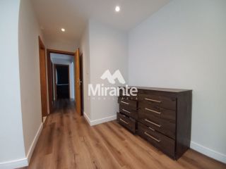 Casa de Condomínio Para Vender com 4 quartos sendo 2 suítes no bairro Papagaio em Feira De Santana