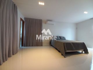 Casa de Condomínio Para Vender com 4 quartos sendo 2 suítes no bairro Papagaio em Feira De Santana