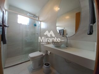 Casa de Condomínio Para Vender com 4 quartos sendo 2 suítes no bairro Papagaio em Feira De Santana