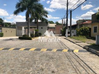 Casa de Condomínio Para Alugar com 3 quartos no bairro Conceição em Feira De Santana