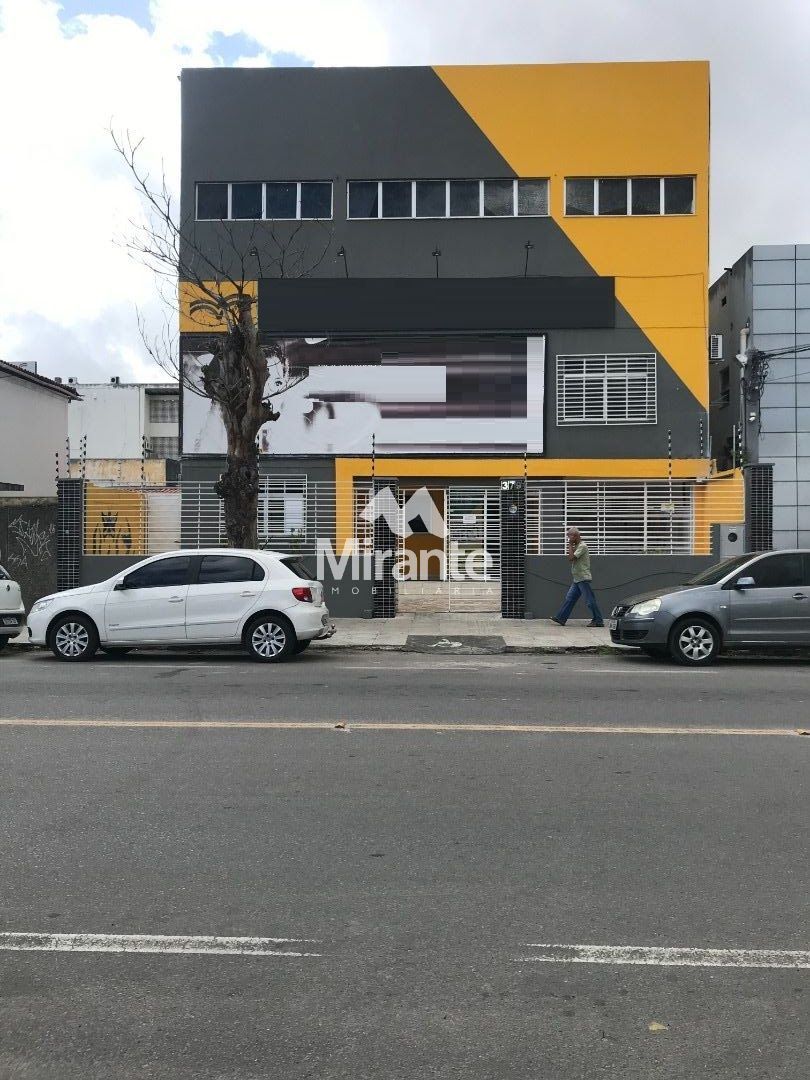 Prédio / Edifício Inteiro Comercial Para Alugar no bairro Kalilândia em Feira De Santana
