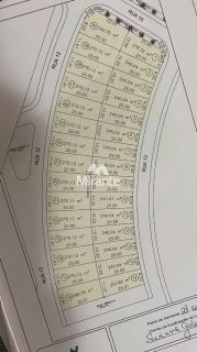 Lote / Terreno de Condomínio Para Vender no bairro Chaparral em Feira De Santana