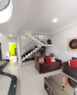 Casa Para Vender com 4 quartos sendo 2 suítes no bairro Cidade Nova em Feira De Santana