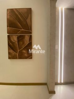 Casa de Condomínio Para Vender com 4 quartos sendo 4 suítes no bairro Papagaio em Feira De Santana