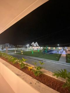 Casa de Condomínio Para Vender com 4 quartos sendo 4 suítes no bairro Papagaio em Feira De Santana