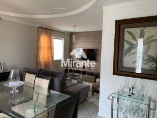 Casa de Condomínio Para Vender com 3 quartos sendo 1 suítes no bairro Lagoa Salgada em Feira De Santana