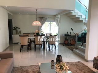 Casa de Condomínio Para Vender com 4 quartos sendo 3 suítes no bairro Sim em Feira De Santana