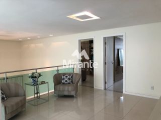 Casa de Condomínio Para Vender com 4 quartos sendo 3 suítes no bairro Sim em Feira De Santana