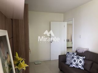 Casa de Condomínio Para Vender com 4 quartos sendo 3 suítes no bairro Sim em Feira De Santana