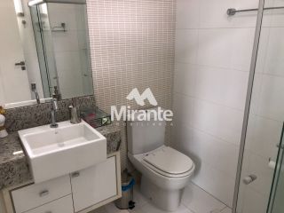 Casa de Condomínio Para Vender com 4 quartos sendo 3 suítes no bairro Sim em Feira De Santana