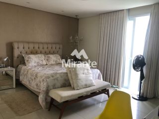 Casa de Condomínio Para Vender com 4 quartos sendo 3 suítes no bairro Sim em Feira De Santana