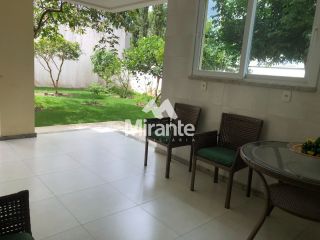 Casa de Condomínio Para Vender com 4 quartos sendo 3 suítes no bairro Sim em Feira De Santana