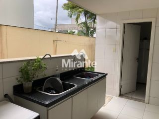 Casa de Condomínio Para Vender com 4 quartos sendo 3 suítes no bairro Sim em Feira De Santana