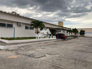 Galpão / Depósito / Armazém Para Alugar no bairro CIS em Feira De Santana