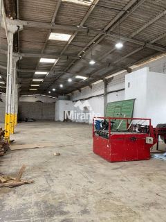 Galpão / Depósito / Armazém Para Alugar no bairro CIS em Feira De Santana