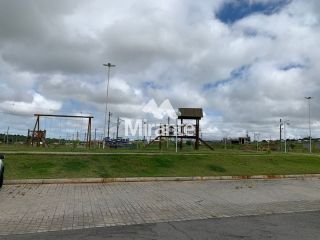 Lote / Terreno de Condomínio Para Vender no bairro Chaparral em Feira De Santana