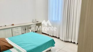 Casa de Condomínio Para Vender com 4 quartos sendo 3 suítes no bairro Sim em Feira De Santana