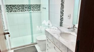 Casa de Condomínio Para Vender com 4 quartos sendo 3 suítes no bairro Sim em Feira De Santana