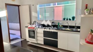 Casa de Condomínio Para Vender com 4 quartos sendo 3 suítes no bairro Sim em Feira De Santana