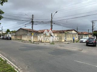 Casa Para Vender com 3 quartos sendo 1 suítes no bairro Mangabeira em Feira De Santana