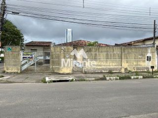 Casa Para Vender com 3 quartos sendo 1 suítes no bairro Mangabeira em Feira De Santana