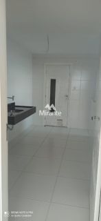 Apartamento Para Vender com 3 quartos sendo 1 suítes no bairro Santa Mônica em Feira De Santana