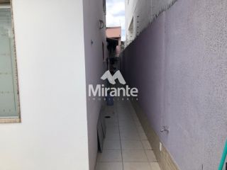 Casa Para Vender com 4 quartos sendo 4 suítes no bairro Capuchinhos em Feira De Santana