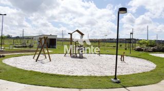 Lote / Terreno de Condomínio Para Vender no bairro Nova Esperança em Feira De Santana