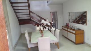 Casa Para Vender com 4 quartos sendo 3 suítes no bairro Santa Mônica em Feira De Santana