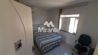 Casa Para Vender com 4 quartos sendo 3 suítes no bairro Santa Mônica em Feira De Santana