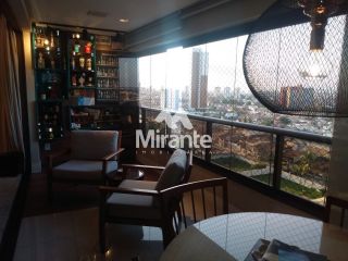 Apartamento Mobiliado Para Vender com 4 quartos sendo 3 suítes no bairro Santa Mônica em Feira De Santana