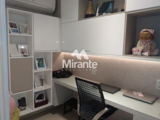 Apartamento Mobiliado Para Vender com 4 quartos sendo 3 suítes no bairro Santa Mônica em Feira De Santana