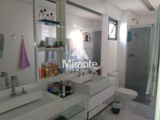 Apartamento Mobiliado Para Vender com 4 quartos sendo 3 suítes no bairro Santa Mônica em Feira De Santana
