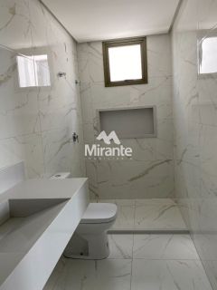 Casa Para Vender com 4 quartos sendo 3 suítes no bairro Papagaio em Feira De Santana