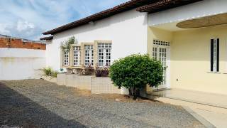 Casa Para Vender no bairro Serraria Brasil em Feira De Santana