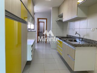 Apartamento Para Vender com 3 quartos sendo 3 suítes no bairro Santa Mônica em Feira De Santana