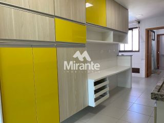 Apartamento Para Vender com 3 quartos sendo 3 suítes no bairro Santa Mônica em Feira De Santana