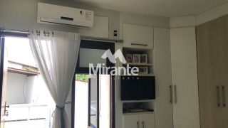 Casa de Condomínio Para Vender com 3 quartos sendo 3 suítes no bairro Santa Mônica em Feira De Santana