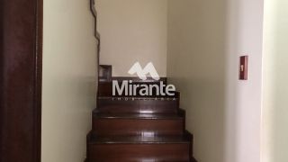 Casa de Condomínio Para Vender com 3 quartos sendo 3 suítes no bairro Santa Mônica em Feira De Santana