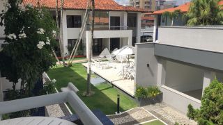 Casa de Condomínio Para Vender com 3 quartos sendo 3 suítes no bairro Santa Mônica em Feira De Santana