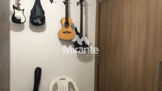 Casa de Condomínio Para Vender com 3 quartos sendo 3 suítes no bairro Santa Mônica em Feira De Santana