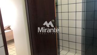 Casa de Condomínio Para Vender com 3 quartos sendo 3 suítes no bairro Santa Mônica em Feira De Santana