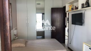 Casa de Condomínio Para Vender com 3 quartos sendo 3 suítes no bairro Santa Mônica em Feira De Santana