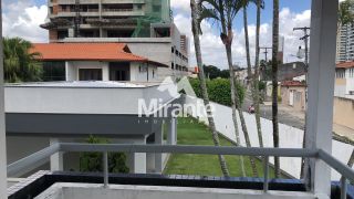 Casa de Condomínio Para Vender com 3 quartos sendo 3 suítes no bairro Santa Mônica em Feira De Santana