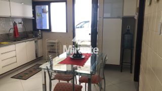 Casa de Condomínio Para Vender com 3 quartos sendo 3 suítes no bairro Santa Mônica em Feira De Santana