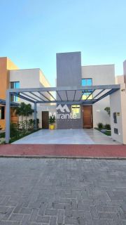 Casa de Condomínio Para Vender com 3 quartos sendo 3 suítes no bairro Sim em Feira De Santana