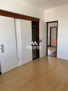 Apartamento Para Vender com 4 quartos 4 suítes no bairro Capuchinhos em Feira De Santana